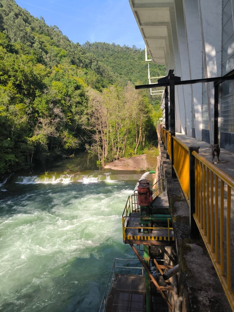 Central Hidroeléctrica del Eume, infraestructura histórica en plena naturaleza